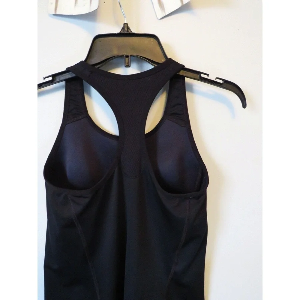Nike Dry-Fit Tank Athletic Top Size Small Nike Better World‎ Excellent Condition